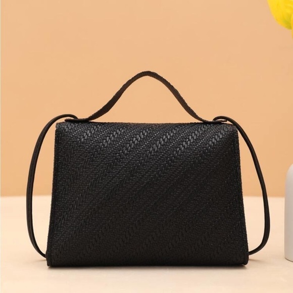 ⚠️Clearance Black Mini Lock And Buckle Crossbody Bag - Picture 3 of 6